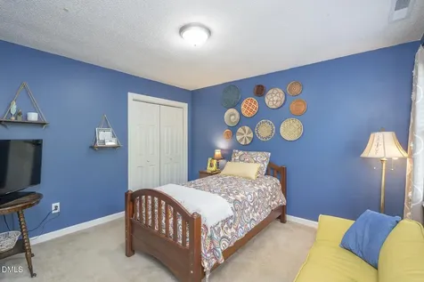 708 Flagstone Way Durham NC 27712
