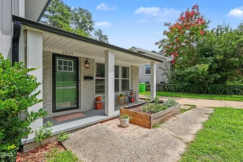 2609 Glascock Street Raleigh NC 27610