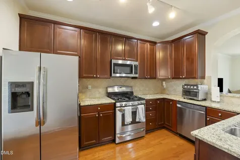 5916 Longeria Court Raleigh NC 27612