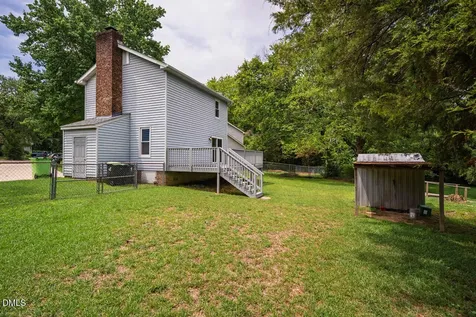 104 Avery Le Circle Apex NC 27502