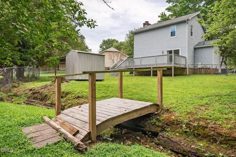104 Avery Le Circle Apex NC 27502