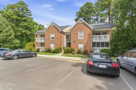 1006 Kingswood Drive Chapel Hill NC 27517
