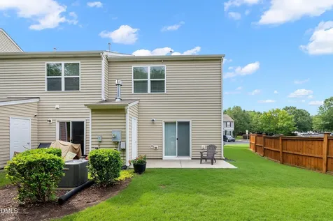 2926 Berkeley Springs Place Raleigh NC 27616