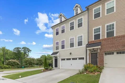 801 Grafton Peak Lane Apex NC 27523