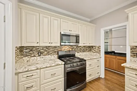 406 Cricketfield Lane Cary NC 27518