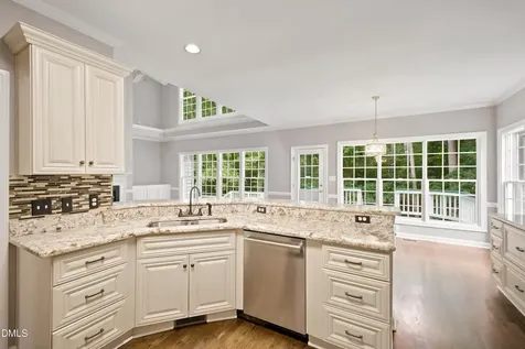 406 Cricketfield Lane Cary NC 27518