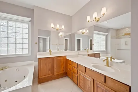 406 Cricketfield Lane Cary NC 27518