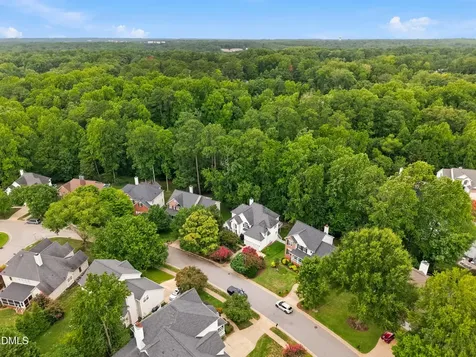 406 Cricketfield Lane Cary NC 27518