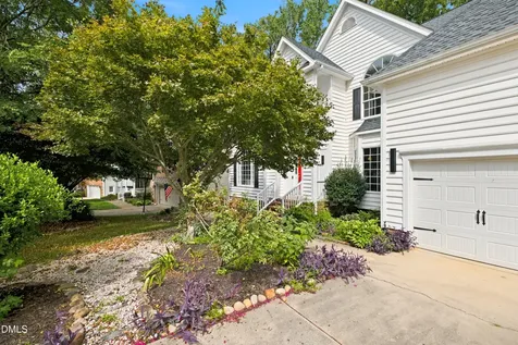 406 Cricketfield Lane Cary NC 27518