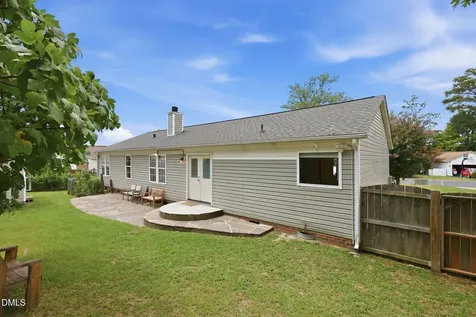 1109 Lexington Farm Road Apex NC 27502