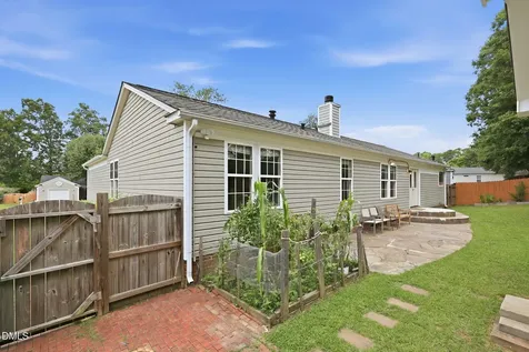 1109 Lexington Farm Road Apex NC 27502