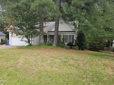 1107 Secotan Place Fuquay Varina NC 27526