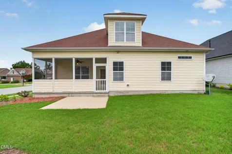 1206 Crystal Water Drive Fuquay Varina NC 27526