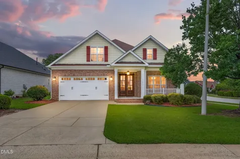 1206 Crystal Water Drive Fuquay Varina NC 27526