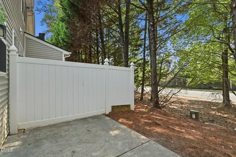 8251 Martello Lane Raleigh NC 27613
