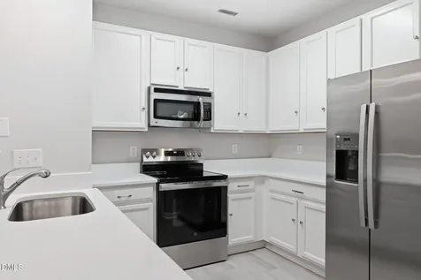 8251 Martello Lane Raleigh NC 27613