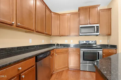 892 Queen City Crescent Apex NC 27523