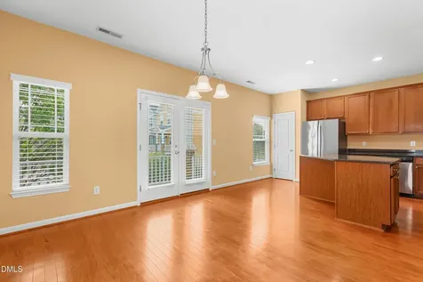 892 Queen City Crescent Apex NC 27523