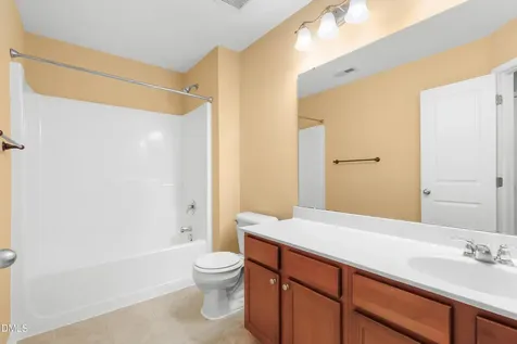892 Queen City Crescent Apex NC 27523