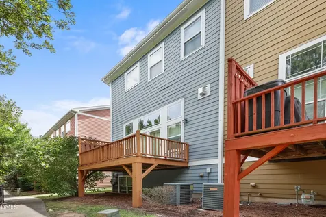 892 Queen City Crescent Apex NC 27523