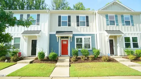 3070 Spline Circle Raleigh NC 27610