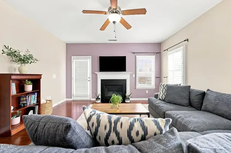 1922 Hinswood Circle Fuquay Varina NC 27526