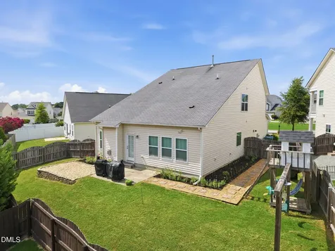1922 Hinswood Circle Fuquay Varina NC 27526