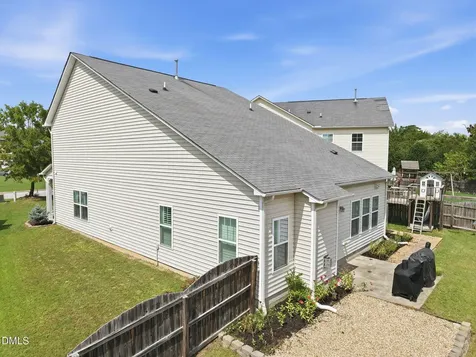 1922 Hinswood Circle Fuquay Varina NC 27526