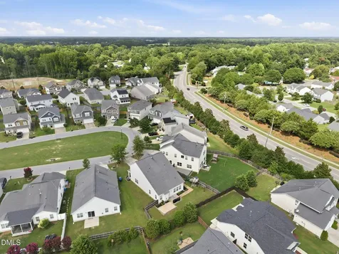 1922 Hinswood Circle Fuquay Varina NC 27526