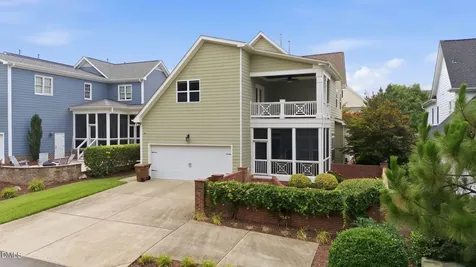 1908 Green Oaks Parkway Holly Springs NC 27540