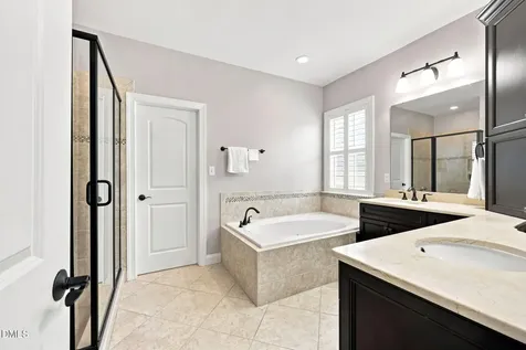 1908 Green Oaks Parkway Holly Springs NC 27540