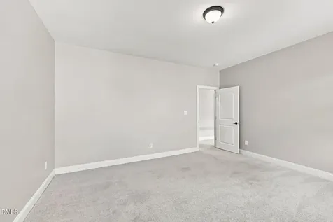 1908 Green Oaks Parkway Holly Springs NC 27540