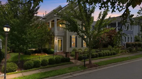 1908 Green Oaks Parkway Holly Springs NC 27540