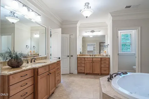 152 Arabella Court Cary NC 27518