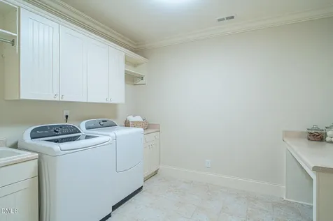 152 Arabella Court Cary NC 27518