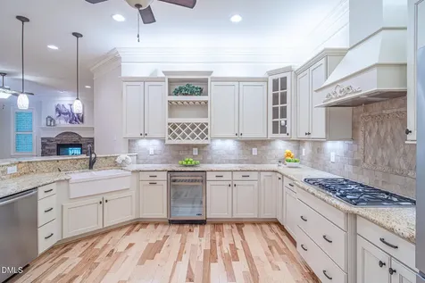 152 Arabella Court Cary NC 27518