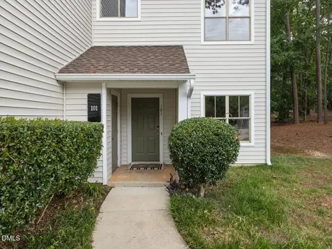 6010 Winterpointe Lane Raleigh NC 27606