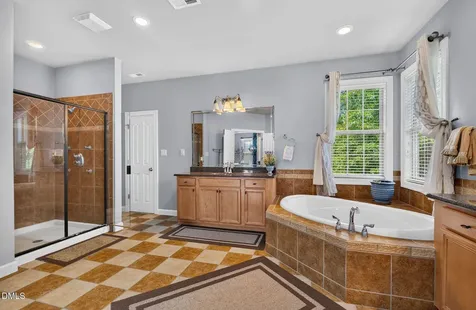 1033 Kennicott Avenue Cary NC 27513