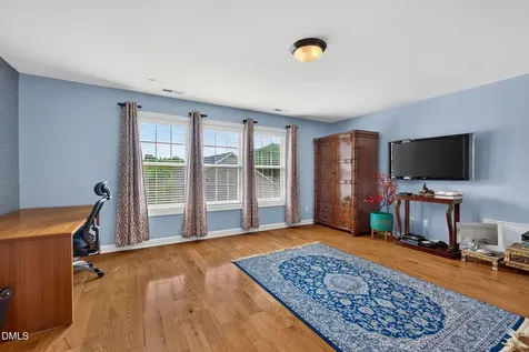 1033 Kennicott Avenue Cary NC 27513