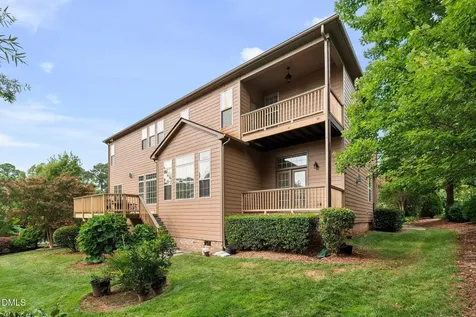 1033 Kennicott Avenue Cary NC 27513