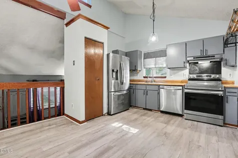 4232 Labrador Drive Raleigh NC 27616