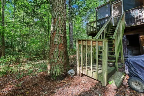4232 Labrador Drive Raleigh NC 27616