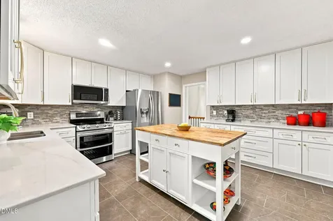 1206 Wishaw Court Cary NC 27511
