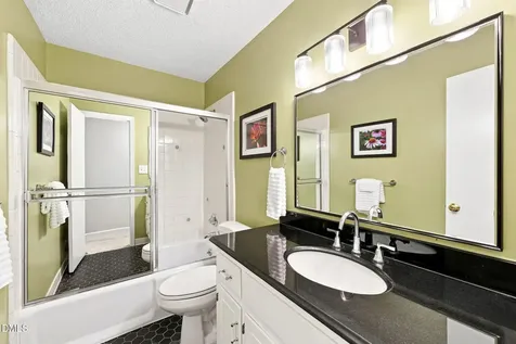 1206 Wishaw Court Cary NC 27511
