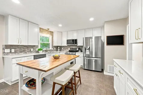 1206 Wishaw Court Cary NC 27511