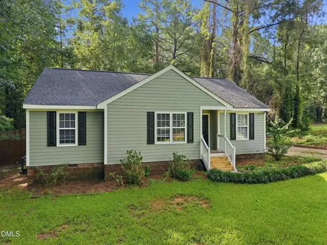 108 Bristol Court Youngsville NC 27596