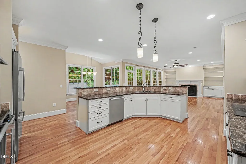 101 Collinson Drive Chapel Hill NC 27514
