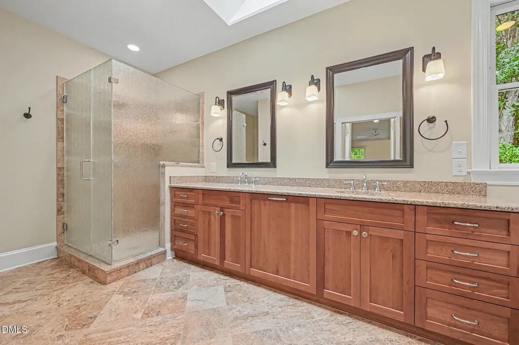 101 Collinson Drive Chapel Hill NC 27514
