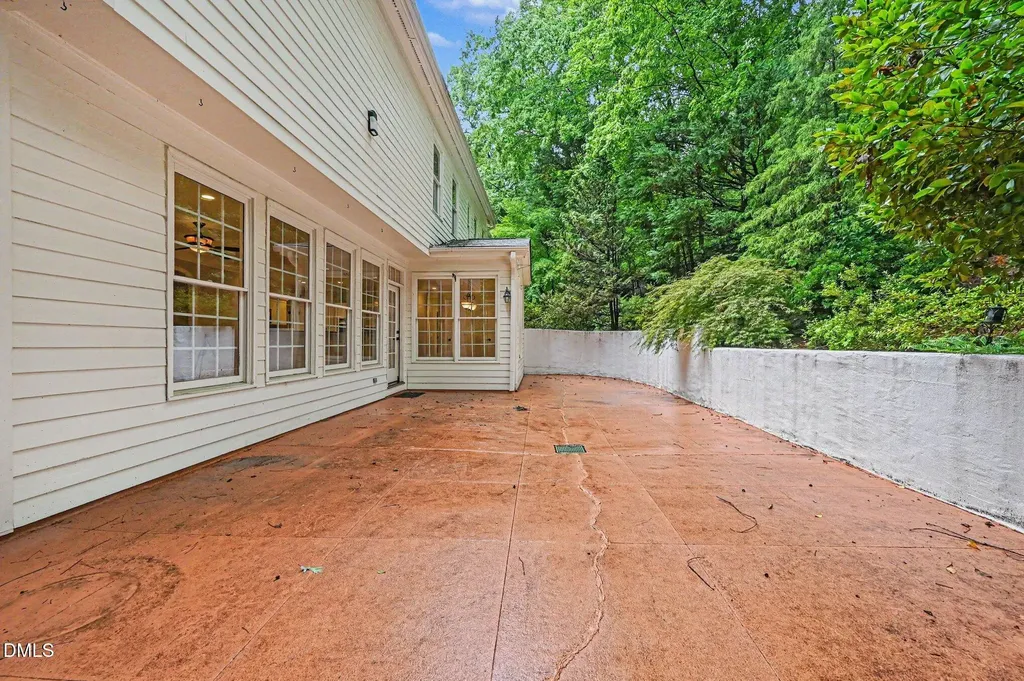 101 Collinson Drive Chapel Hill NC 27514
