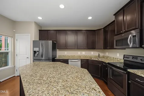 2072 Jersey City Place Apex NC 27523